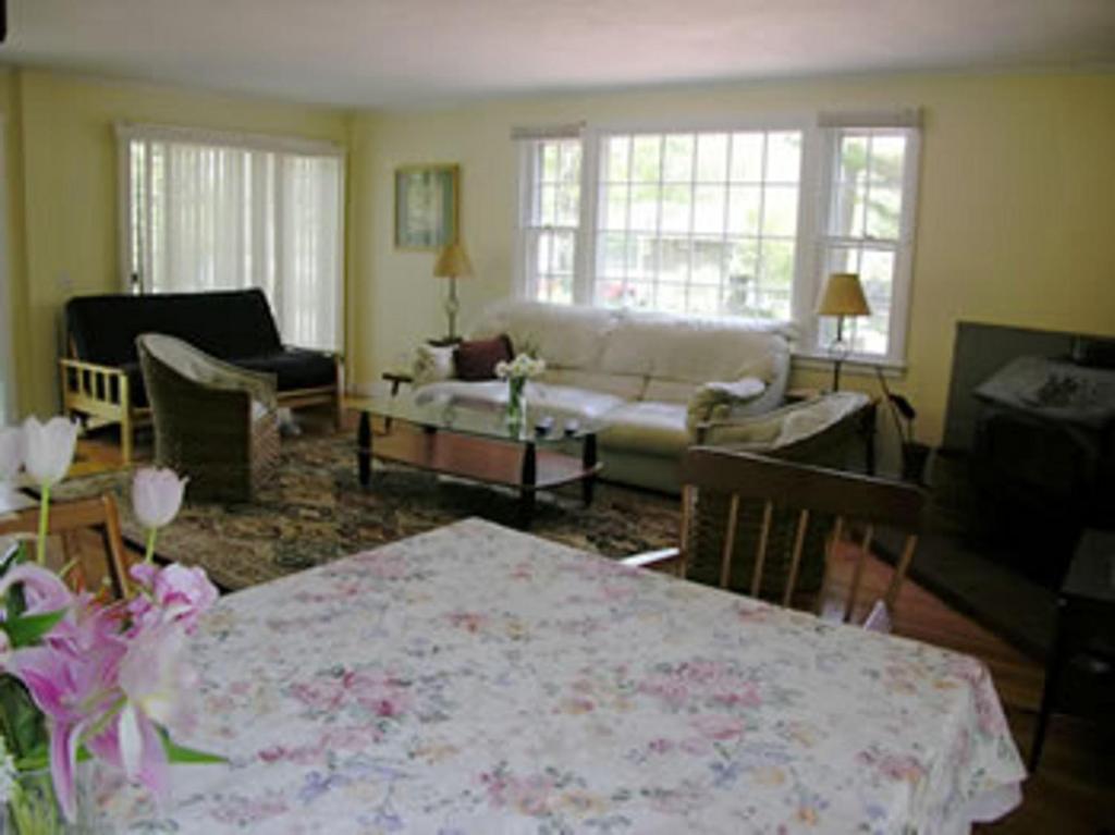 Oliver Lodge Meredith Bilik gambar