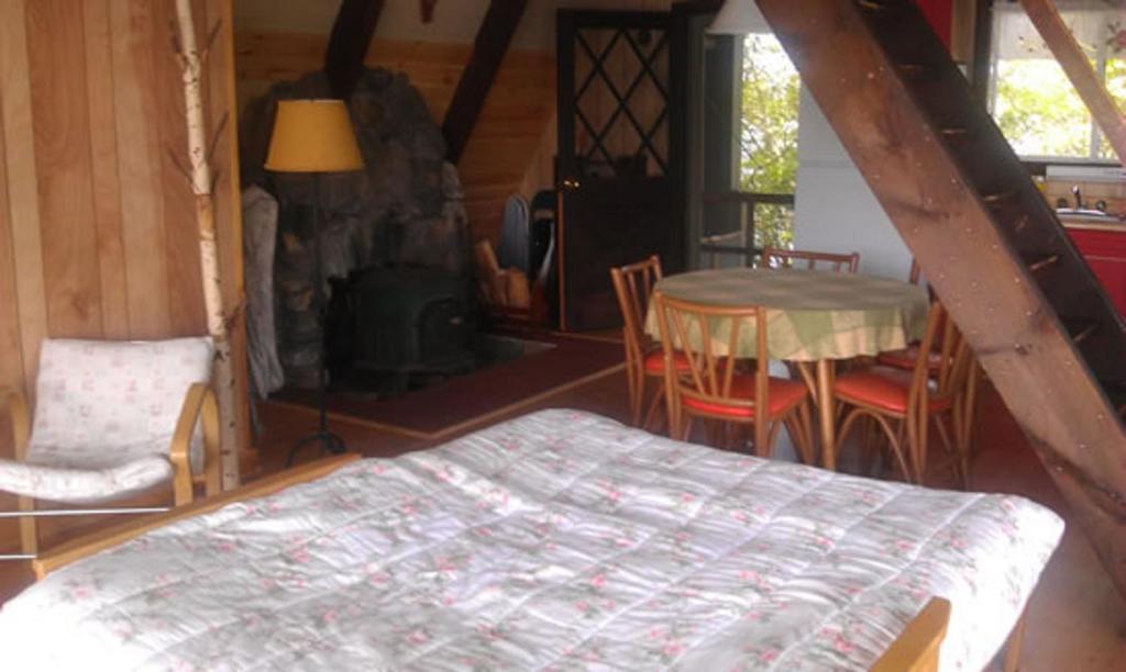 Oliver Lodge Meredith Bilik gambar